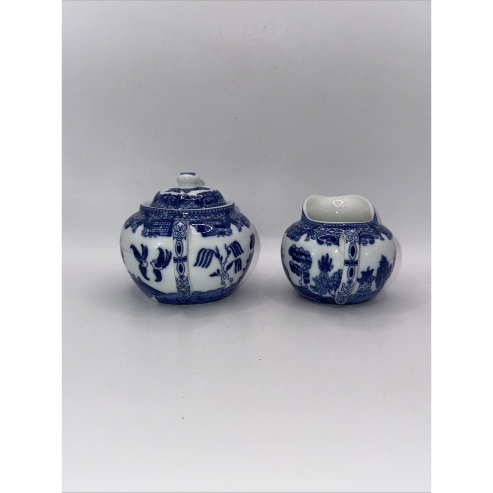 Blue Willow Sugar And Creamer Set - Picture 5 of 12